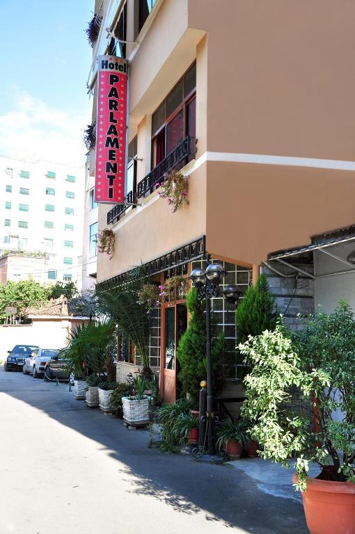 Hotel Parlamenti Tirana Exterior photo